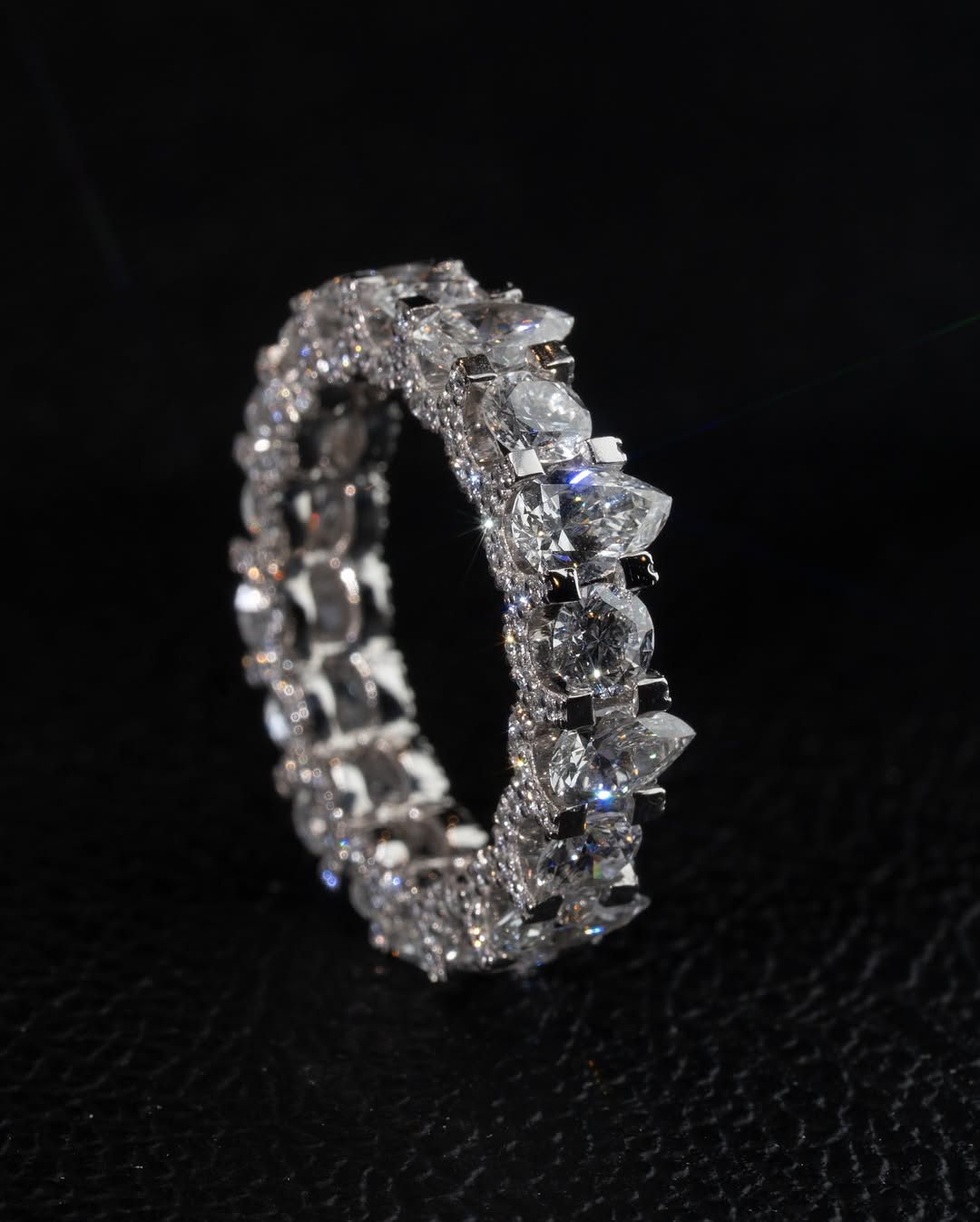 Bespoke – Signet Ring
